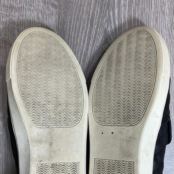 Steve Madden Ecentrcq Quilted Black Slip On Shoes 9.5 - Picture 14 of 16